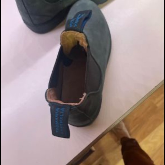 Winter blundstones - Picture 4 of 4